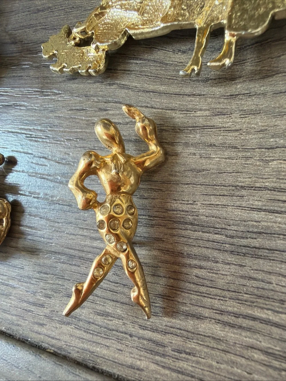 N/A pins